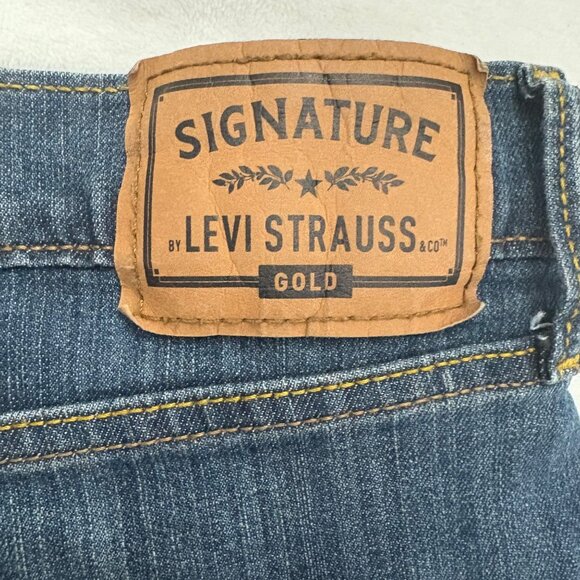 Mens Signature Levi Strauss GoldLabel Straight Fit Jeans 44x30 Medium Wash Denim - Picture 6 of 9